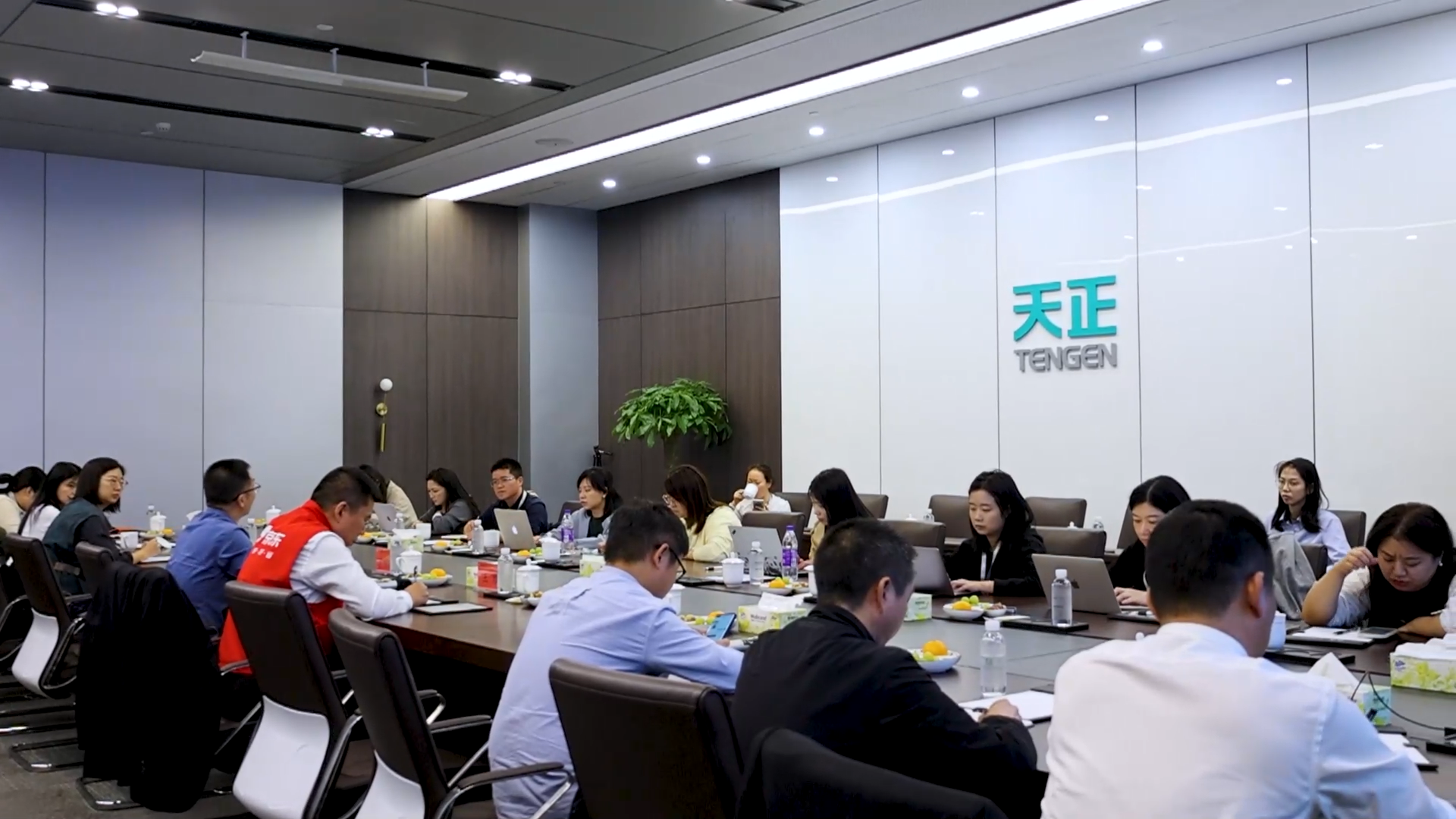 京东工业走进金年会官方在线登录，探访产业数智化之路！